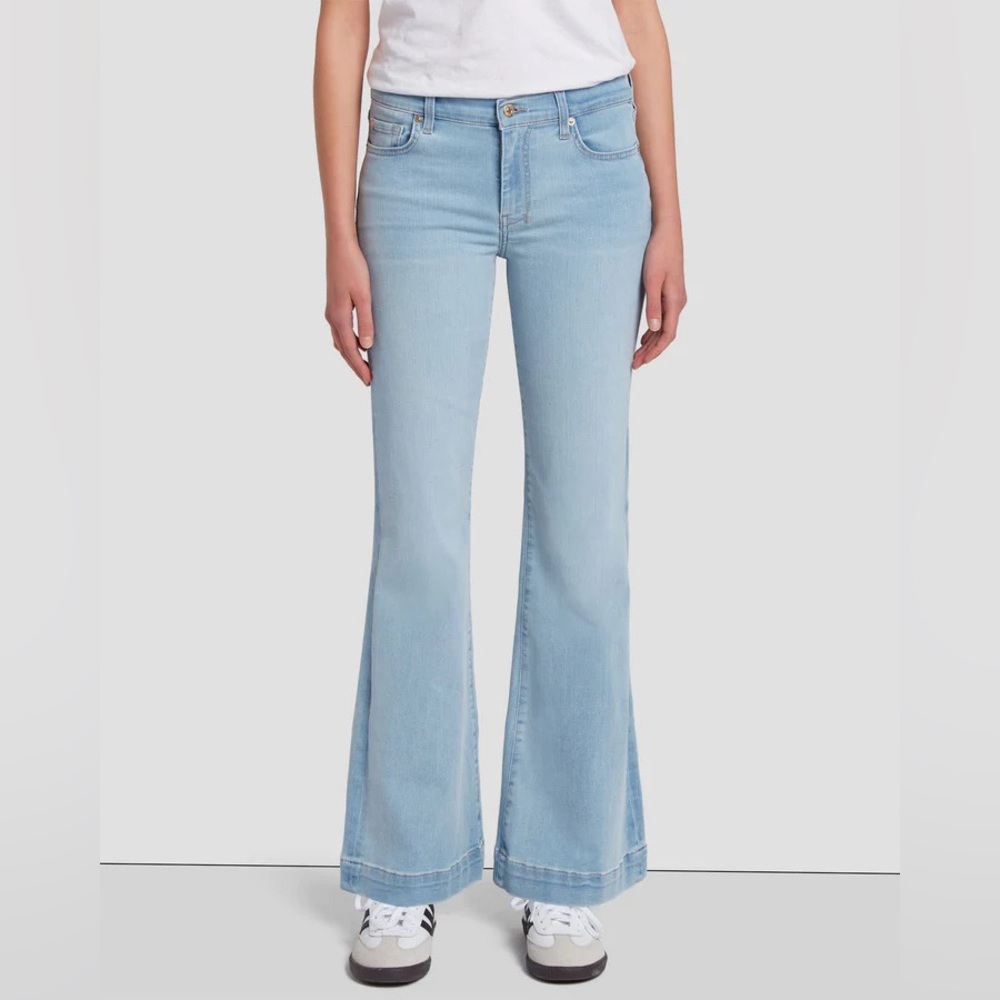 7 for all mankind Dojo Jeans, Size 32, light wash bootcut